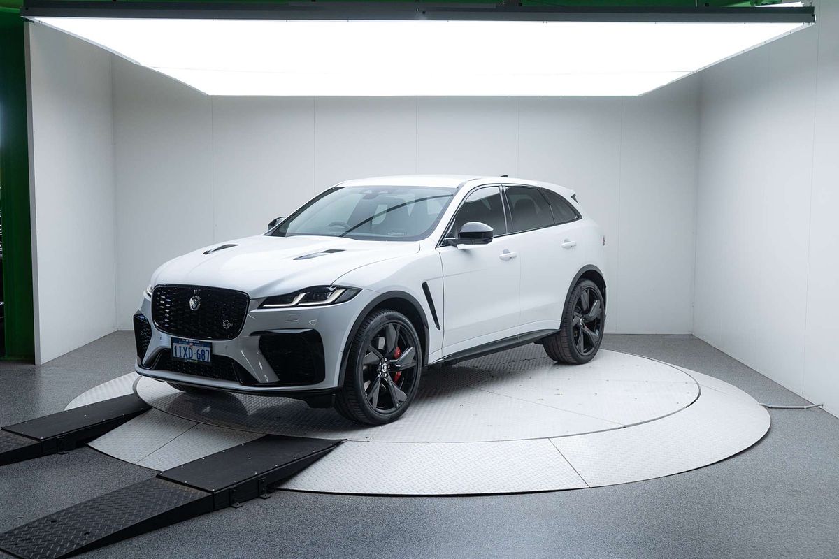 2024 Jaguar F-PACE SVR X761