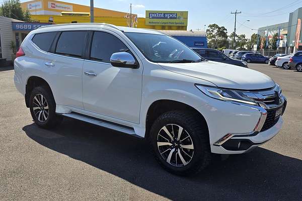 2017 Mitsubishi Pajero Sport GLX QE