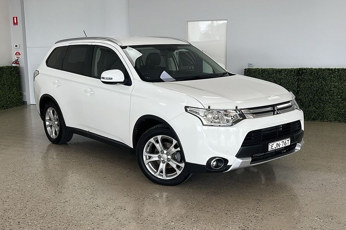 2014 Mitsubishi Outlander LS ZJ
