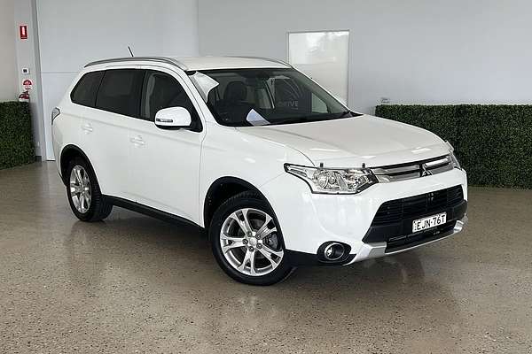 2014 Mitsubishi Outlander LS ZJ
