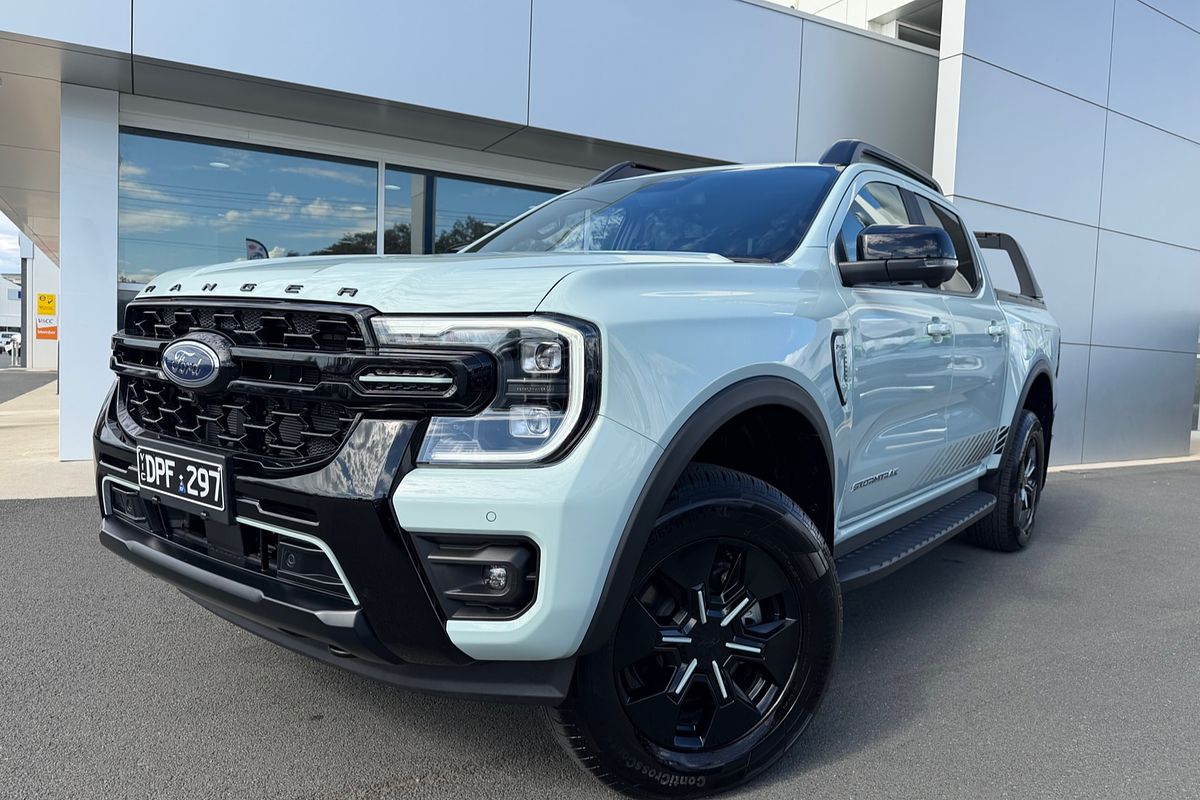 2025 Ford Ranger PHEV Stormtrak 4X4 2.3L