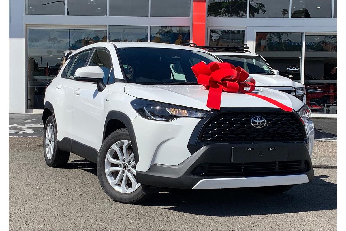 2024 Toyota Corolla Cross GX MXGH10R