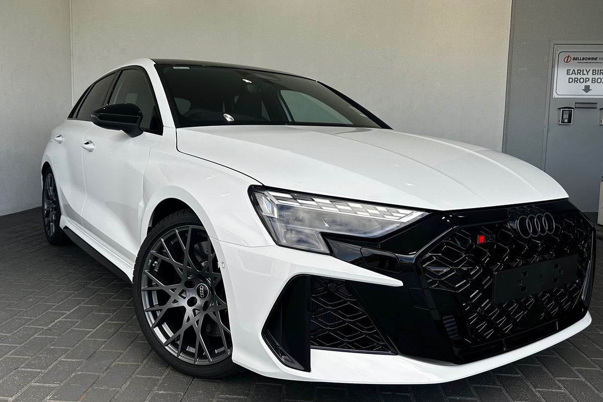 2025 Audi RS3 GY