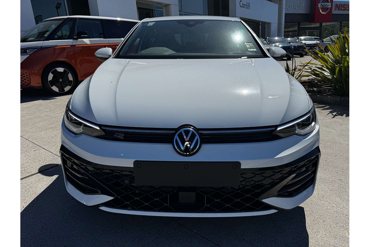 2025 Volkswagen Golf 110TSI R-Line 8.5