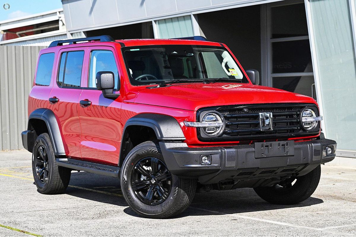 2025 GWM Tank 300 Lux P01