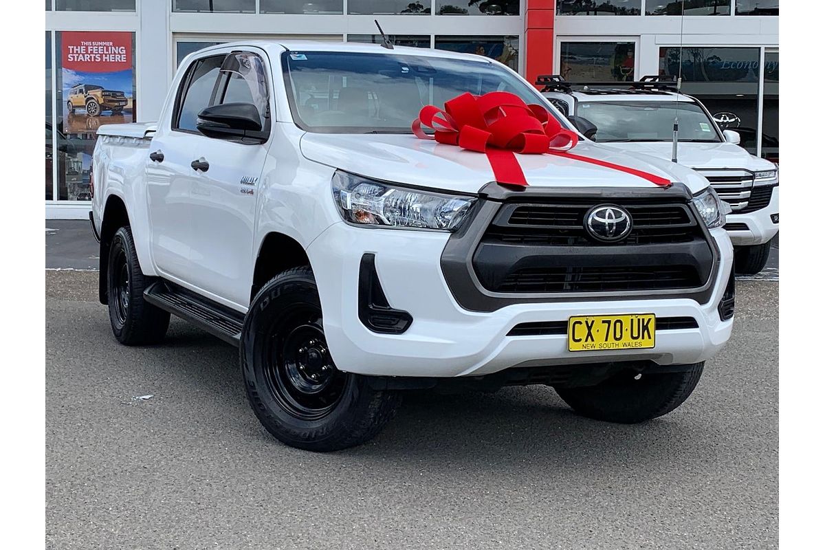 2020 Toyota Hilux SR GUN126R 4X4