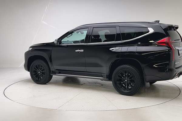 2022 Mitsubishi Pajero Sport GSR QF thumb-5