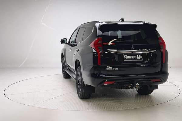 2022 Mitsubishi Pajero Sport GSR QF thumb-6