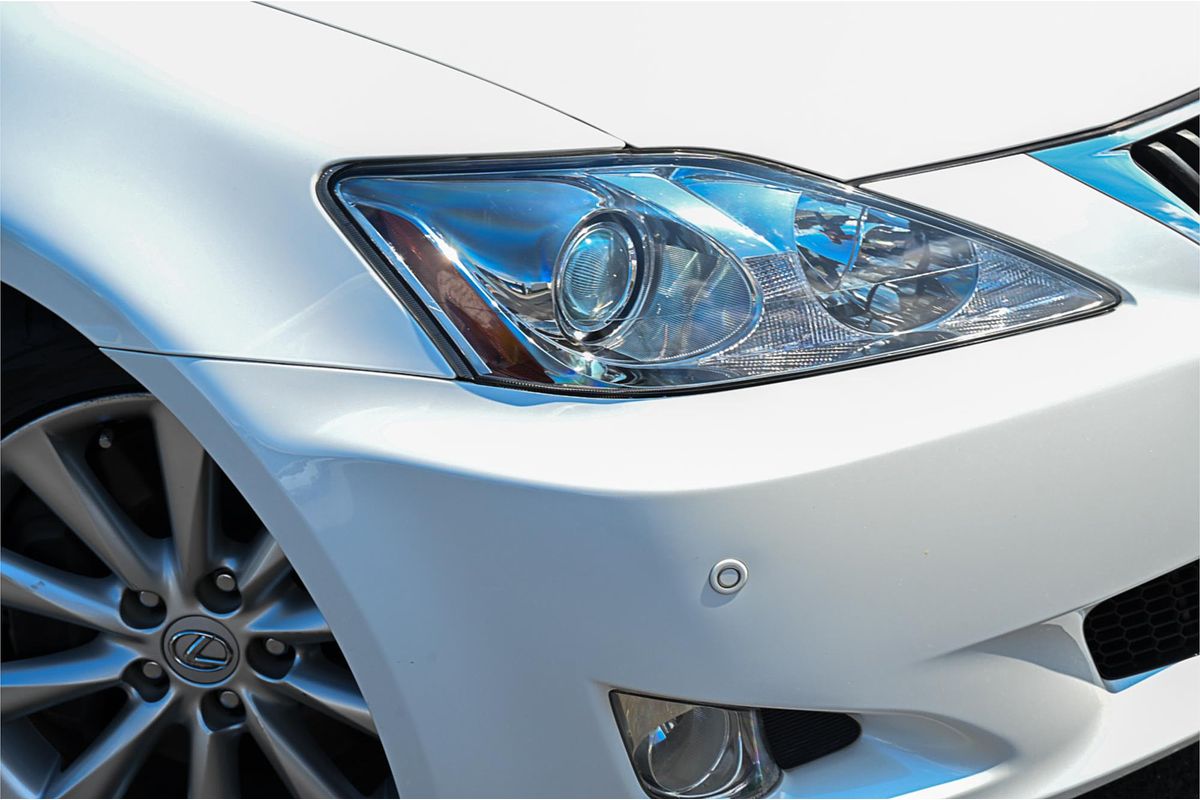 2008 Lexus IS 350 Version L GSE21