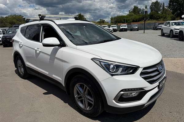 2017 Hyundai Santa Fe Active DM3 Series II