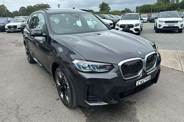 2023 BMW iX3 M Sport G08