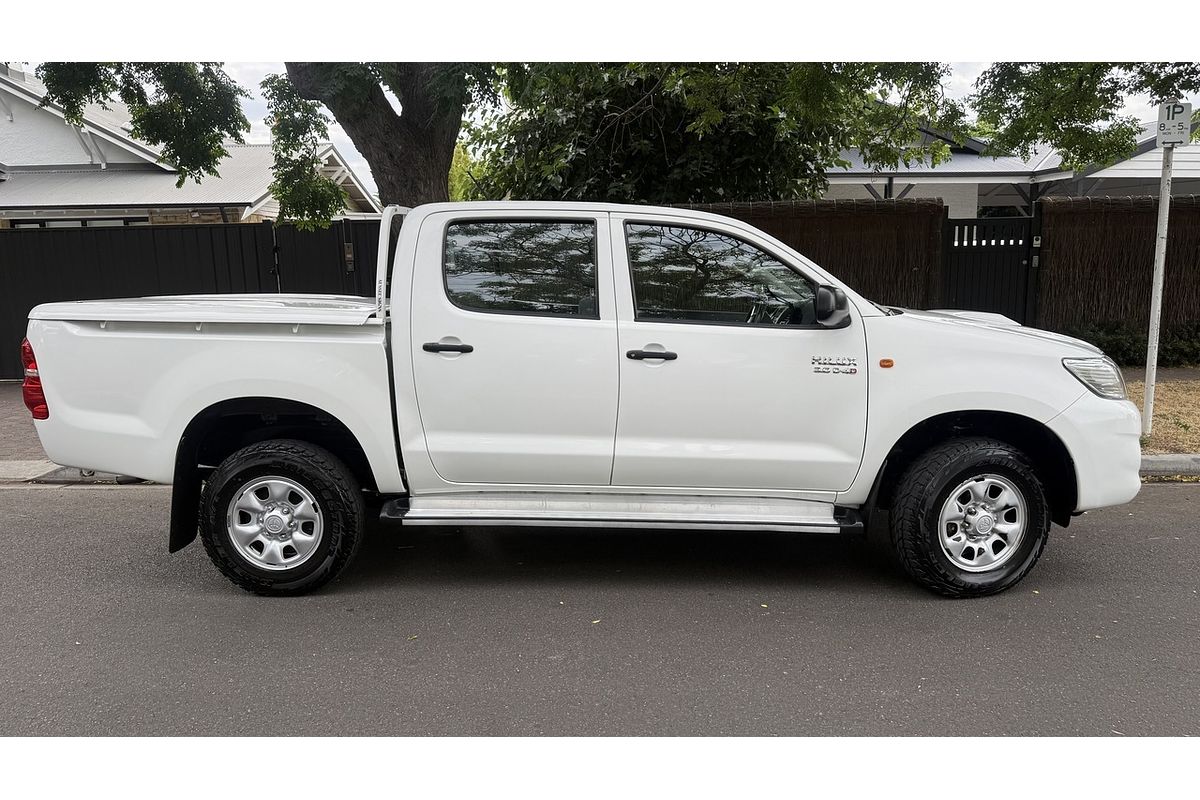 2013 Toyota Hilux SR (4x4) KUN26R MY14 4X4