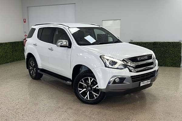 2021 Isuzu MU-X LS-T