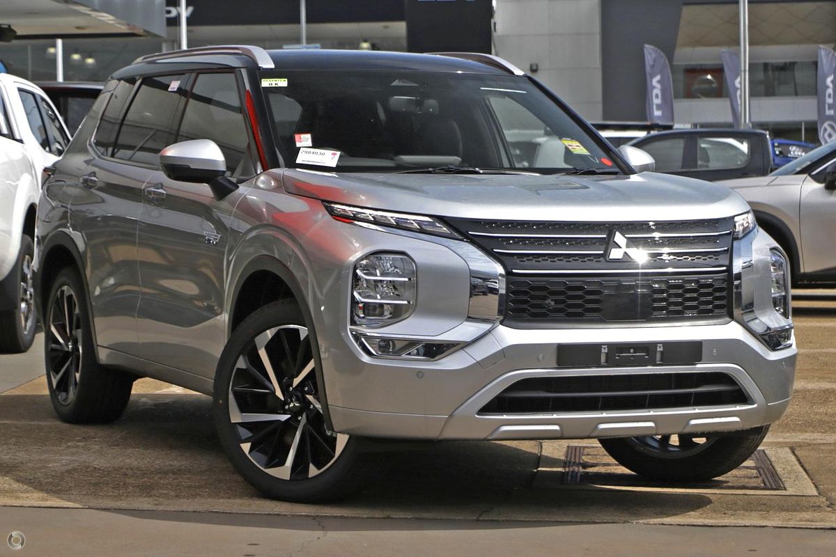 2024 Mitsubishi Outlander Exceed Tourer ZM
