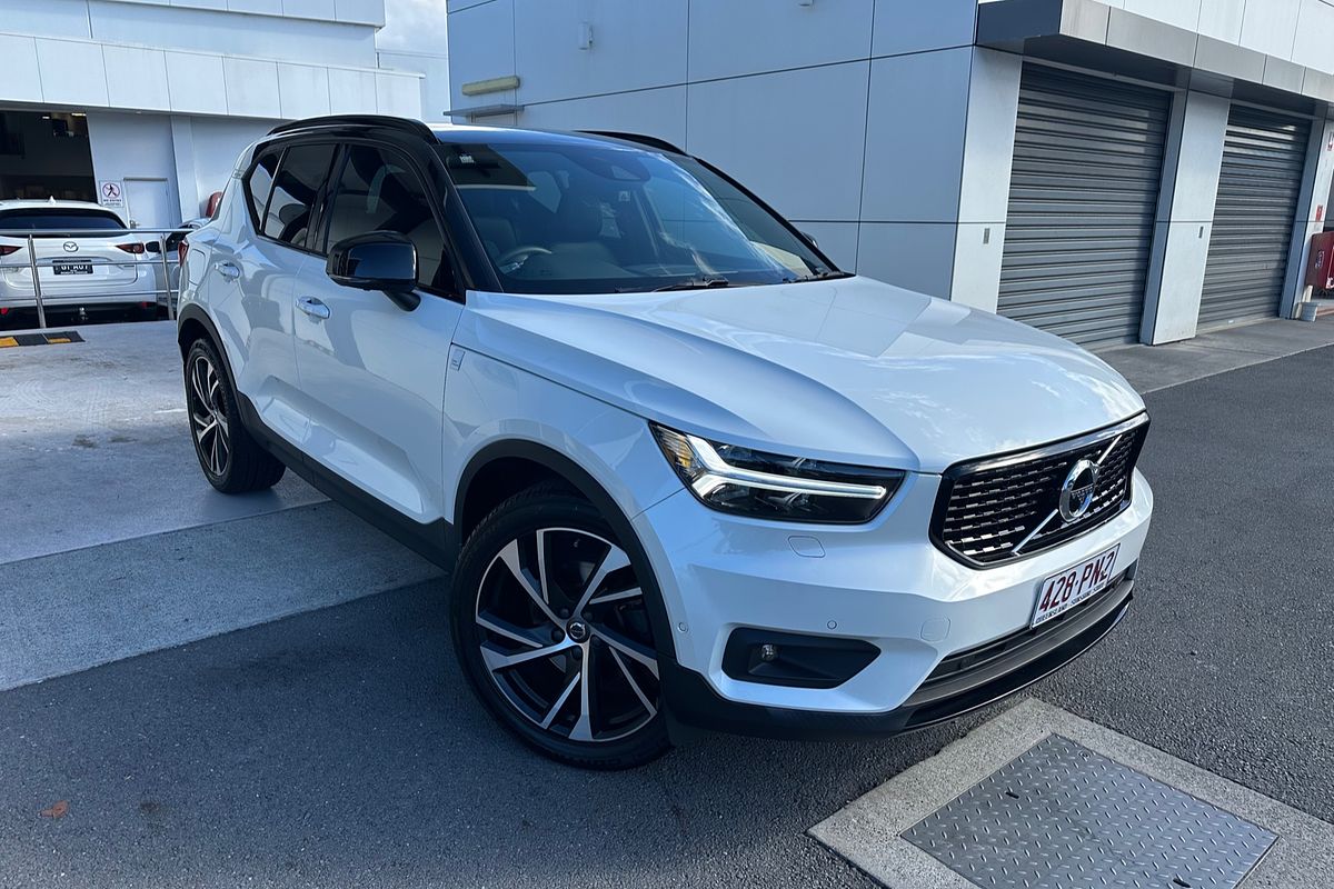 2020 Volvo XC40 T5 R-Design