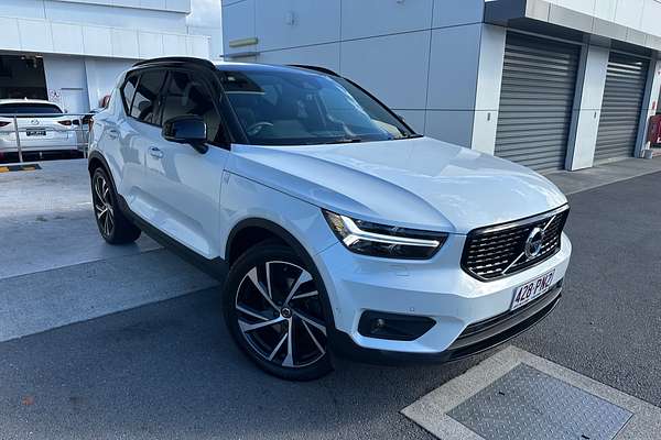 2020 Volvo XC40 T5 R-Design