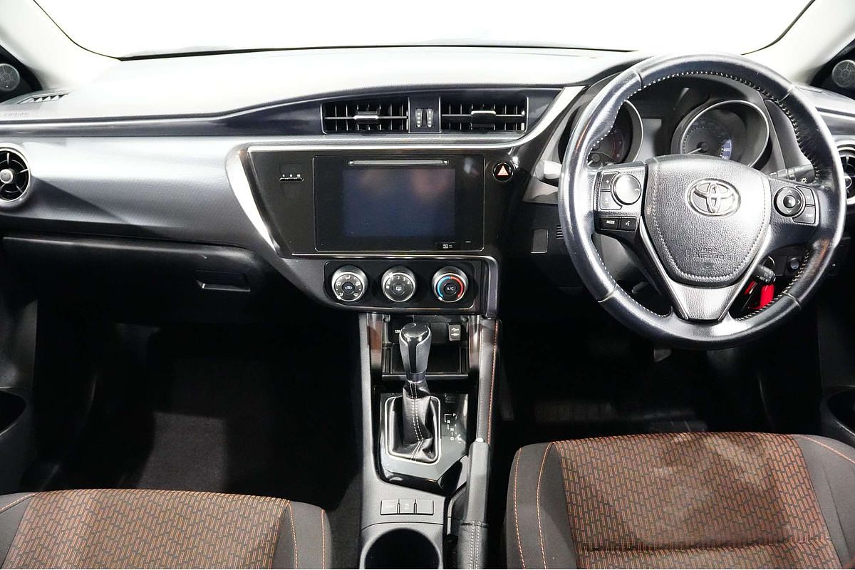 2018 Toyota Corolla SX ZRE182R