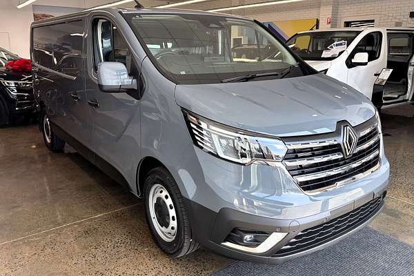 2026 Renault Trafic Premium X82 LWB Low Roof