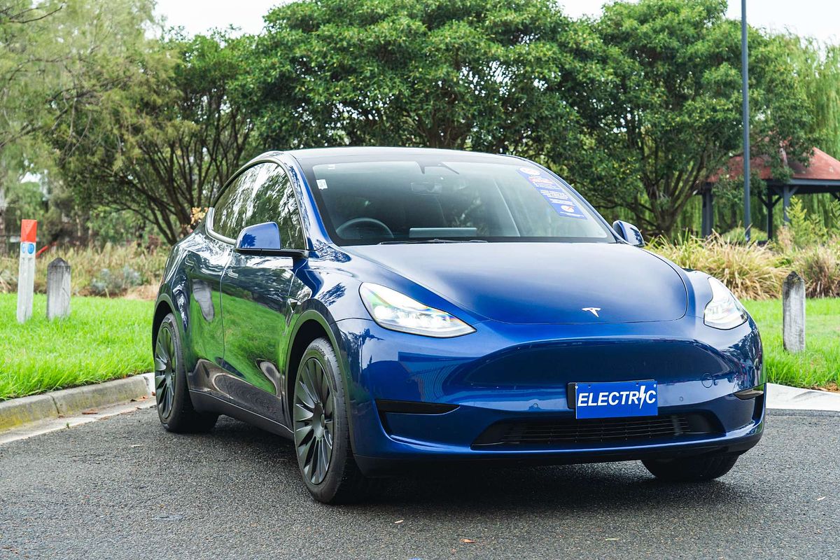 2023 Tesla Model Y Rear-Wheel Drive