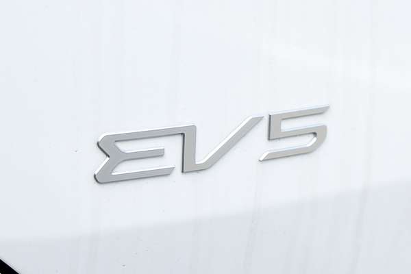 2025 Kia EV5 Air Long Range OVc thumb-19