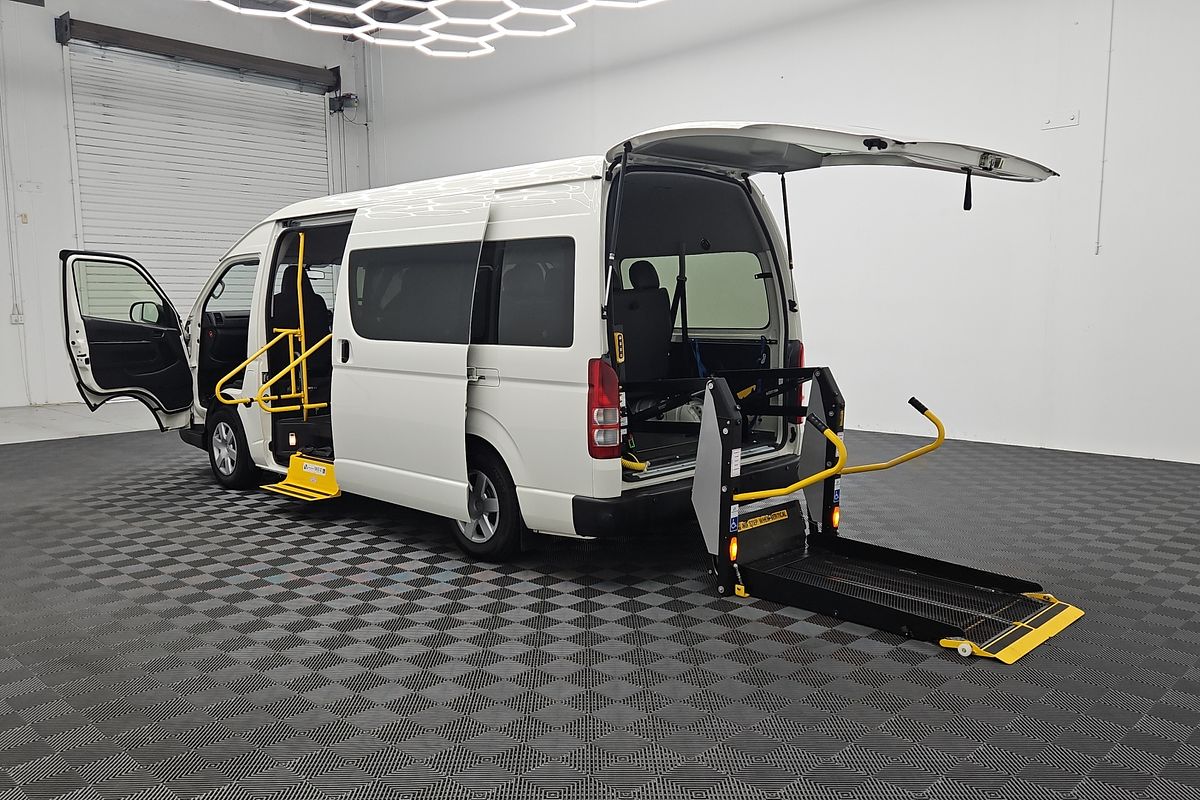 2018 Toyota Hiace Commuter KDH223R ELWB High Roof