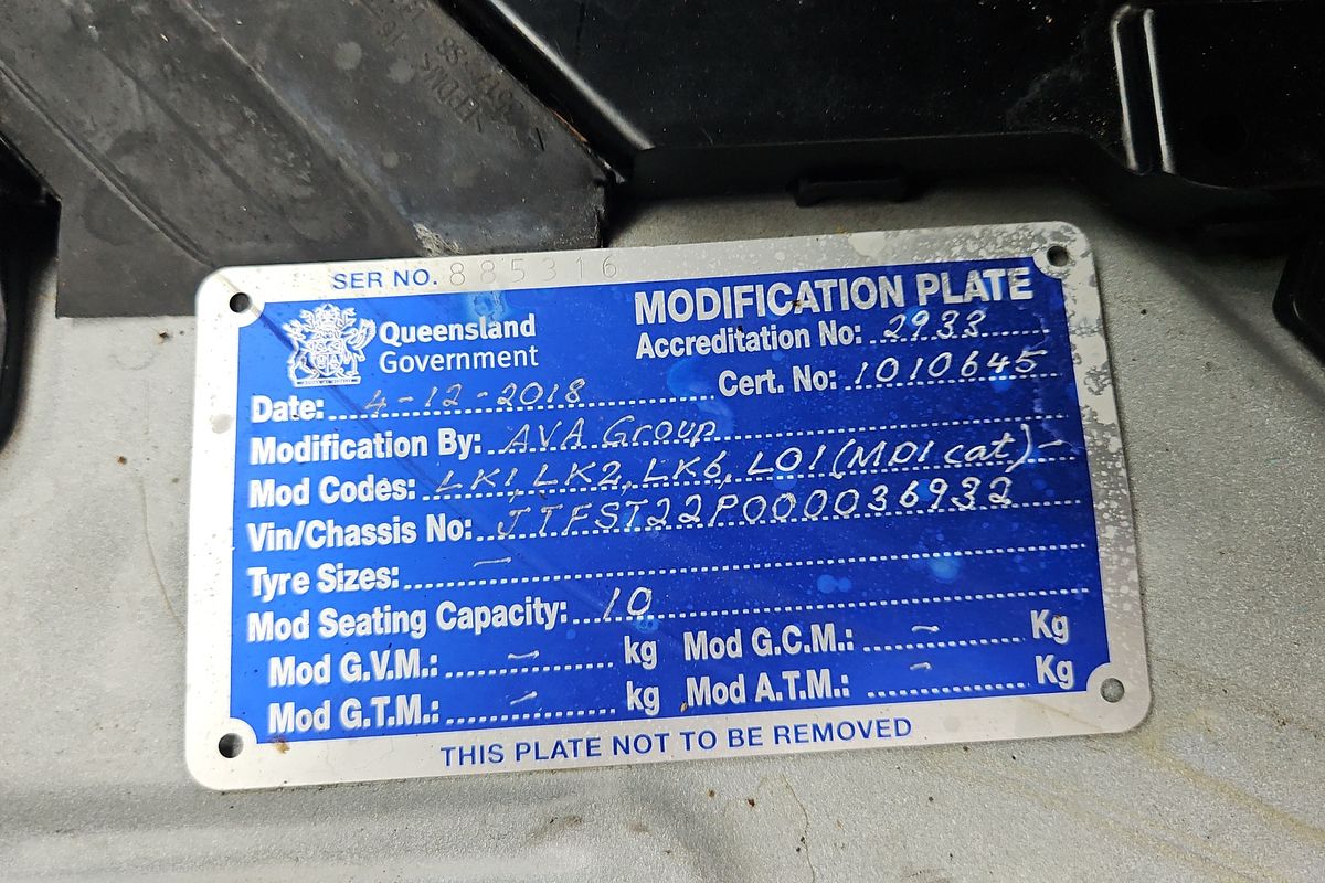 2018 Toyota Hiace Commuter KDH223R ELWB High Roof