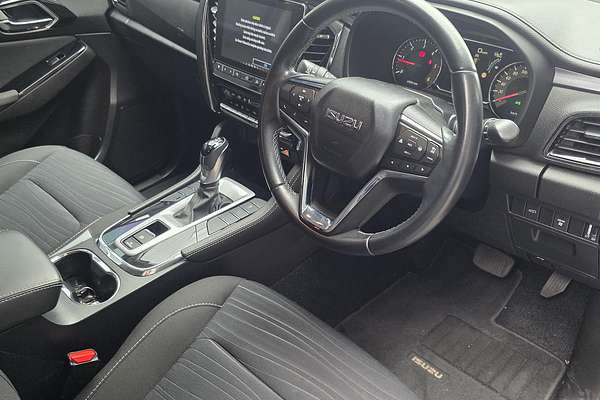 2022 Isuzu MU-X LS-U thumb-9