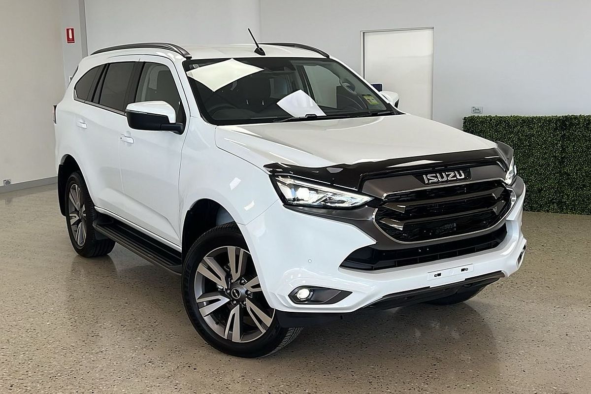 2024 Isuzu MU-X LS-T