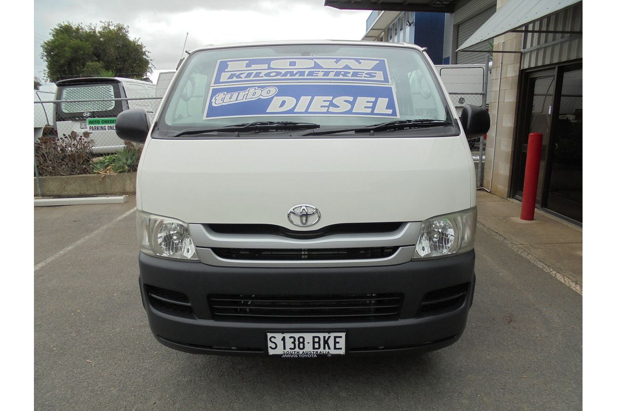 2009 Toyota Hiace KDH201R LWB