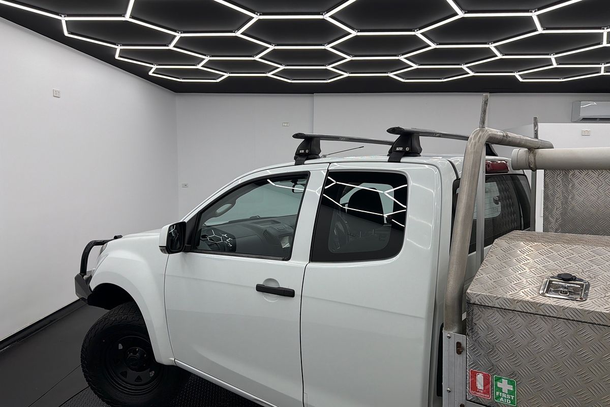2019 Isuzu D-MAX SX 4X4