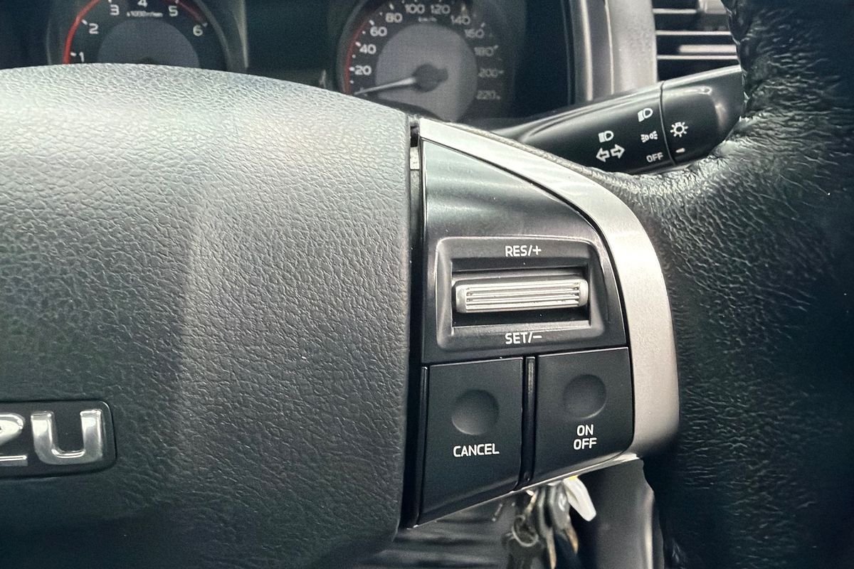 2019 Isuzu D-MAX SX 4X4