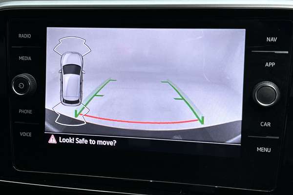 2022 Volkswagen T-Roc 140TSI R-Line D11 thumb-16