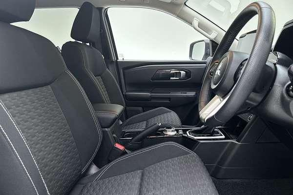 2024 Mitsubishi Triton GLS MV 4X4 thumb-12