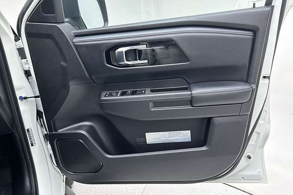 2024 Mitsubishi Triton GLS MV 4X4 thumb-18