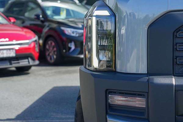 2025 Kia Tasman SX TK 4X4 thumb-1