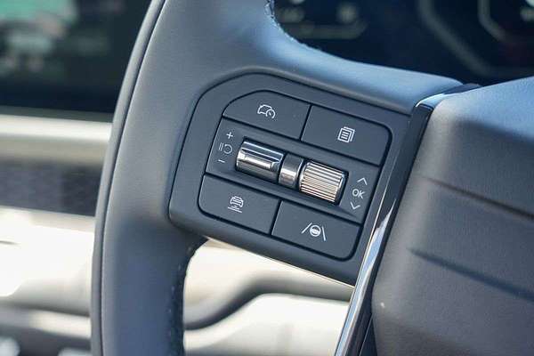 2025 Kia Tasman SX TK 4X4 thumb-11