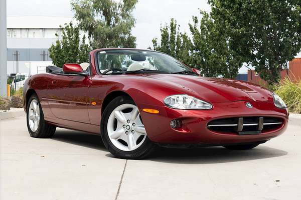 1998 Jaguar XK8 Classic