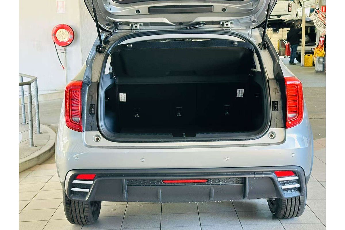 Jolion Facelift Luxury Petrol Auto 4x2