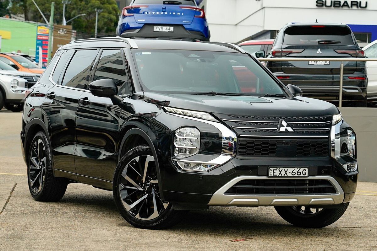 2023 Mitsubishi Outlander Exceed Tourer ZM