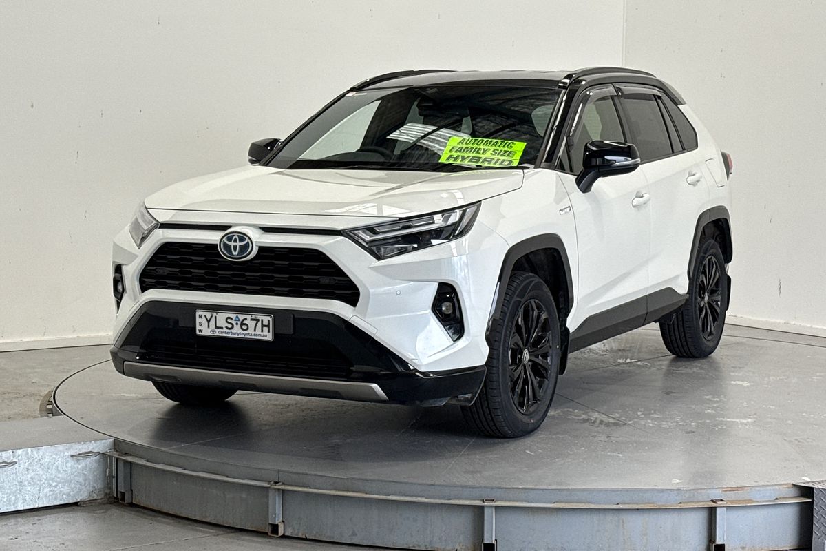 2021 Toyota RAV4 XSE AXAH52R