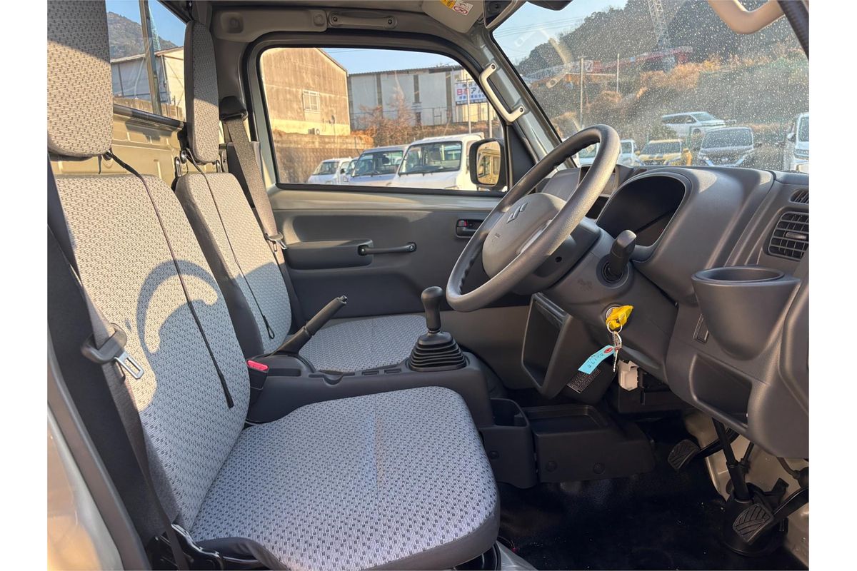 2024 Suzuki Carry KC 4WD