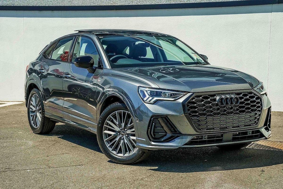 2025 Audi Q3 35 TFSI S line edition F3