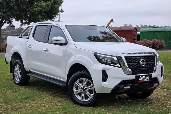 2025 Nissan Navara ST D23 4X4