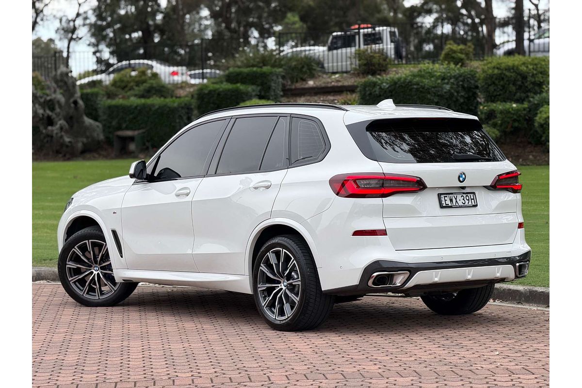 2022 BMW X5 xDrive30d M Sport G05