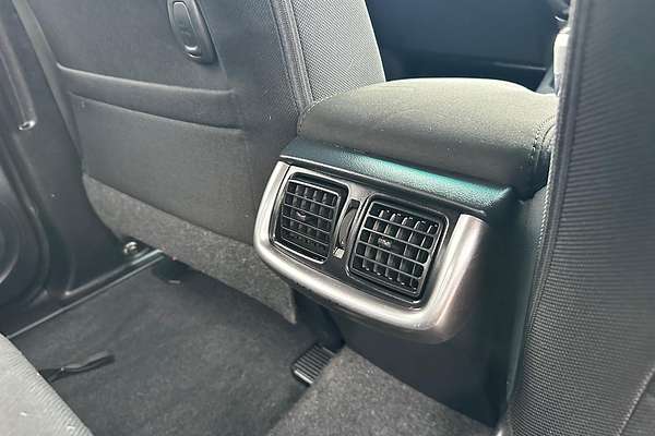 2021 Toyota Hilux SR5 GUN126R 4X4 thumb-6