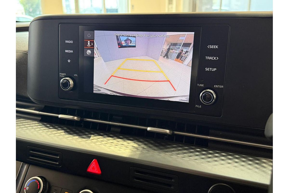 2023 Kia Carnival S KA4