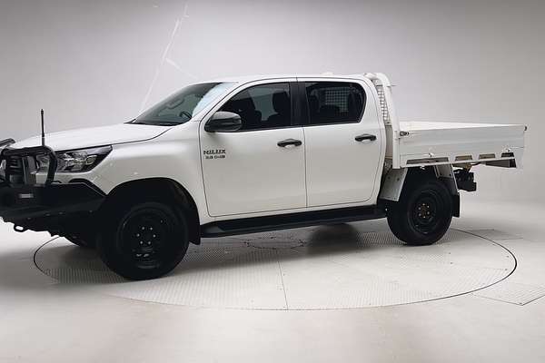 2022 Toyota Hilux SR GUN126R 4X4 thumb-3