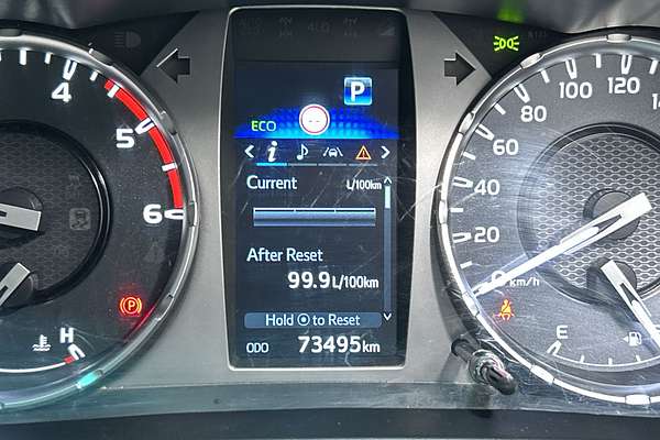 2022 Toyota Hilux SR GUN126R 4X4 thumb-12