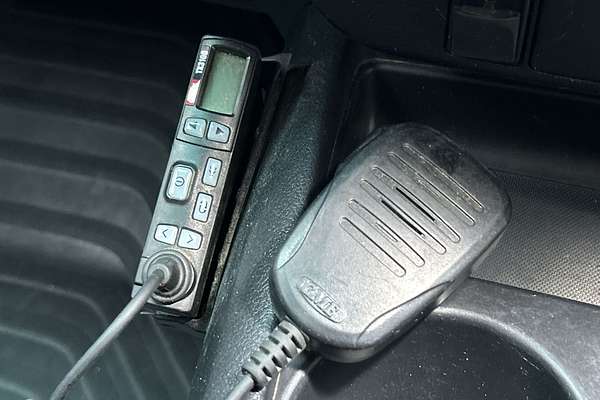 2022 Toyota Hilux SR GUN126R 4X4 thumb-13