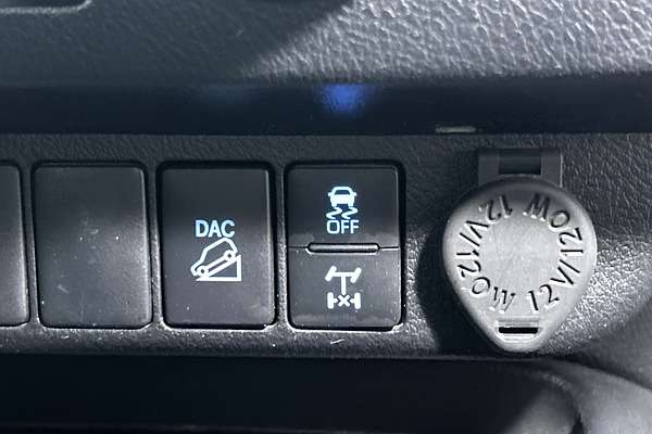 2022 Toyota Hilux SR GUN126R 4X4 thumb-14